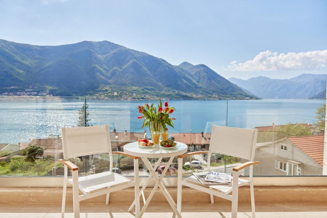 Apartment Noa With Sea View Kotor Exterior foto