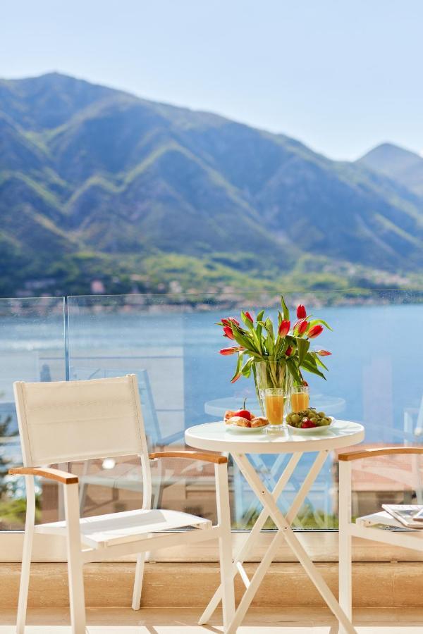 Apartment Noa With Sea View Kotor Exterior foto